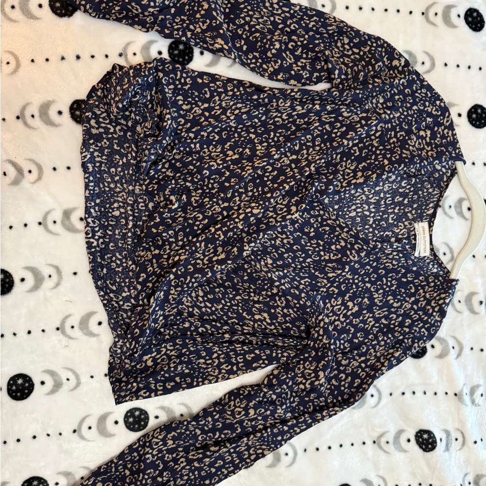 H&M Navy and Cream Patterned Blouse